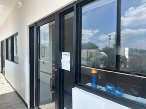 701 Pin Oak Rd, Katy, TX à louer Photo du bâtiment- Image 1 de 8