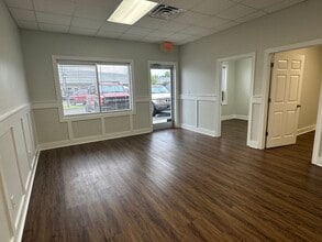 570 Meadow Summit Dr, Sunset Beach, NC for lease Interior Photo- Image 1 of 5