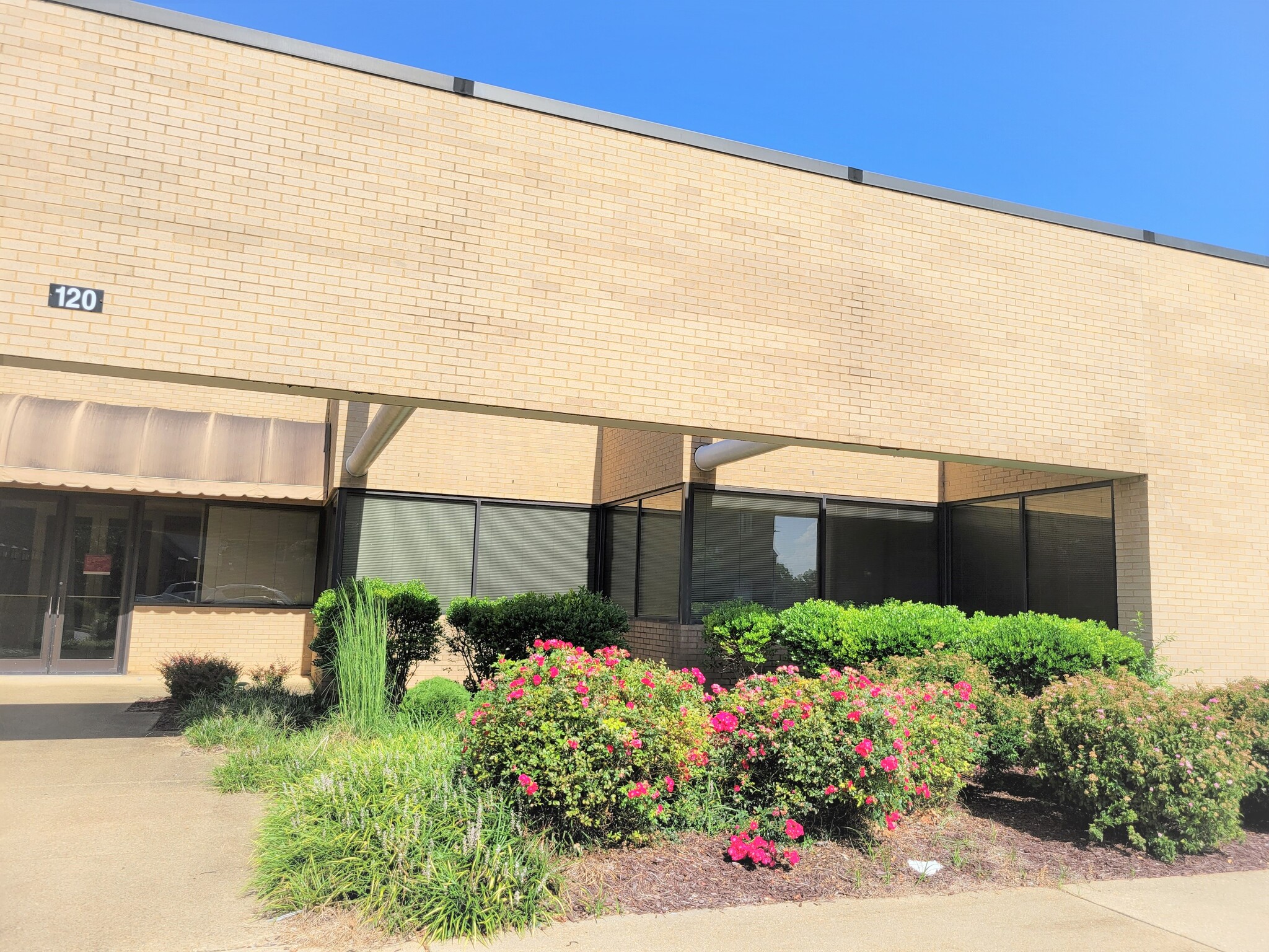 120 N Main St, Marion, NC for sale Building Photo- Image 1 of 11