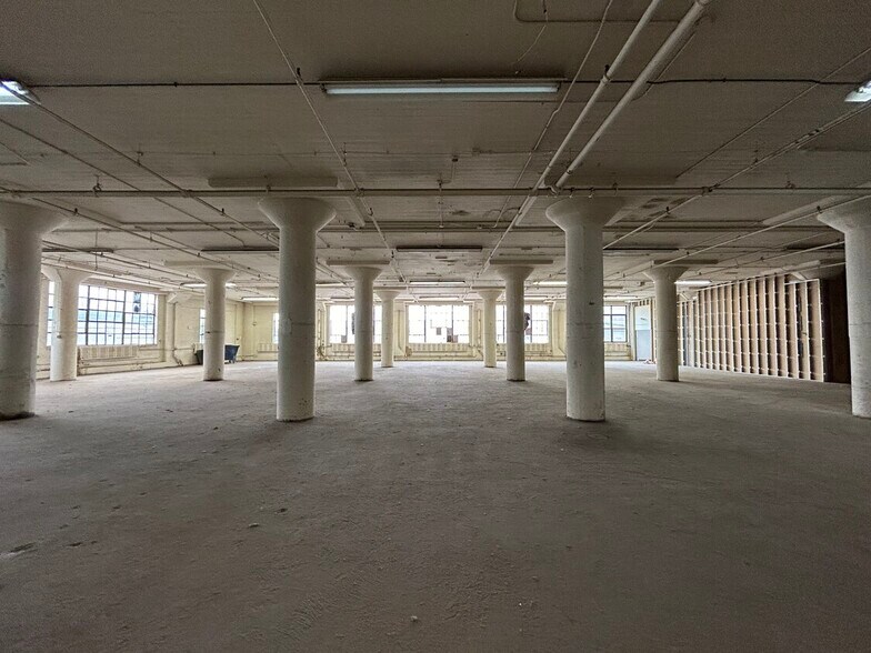 401-435 N Western Ave, Chicago, IL à vendre - Photo intérieure - Image 3 de 15