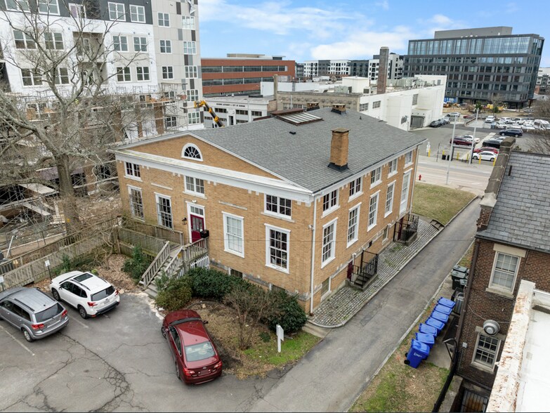 311 E Main St, Durham, NC à vendre - Photo du bâtiment - Image 3 de 11