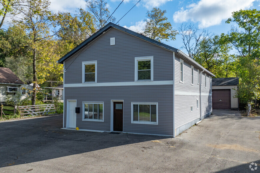 5548 Stewart Ave, Cincinnati, OH for sale - Building Photo - Image 1 of 1