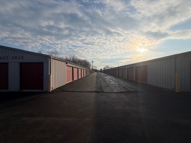 7923 Sheridan Rd, Kenosha, WI à vendre - Photo du bâtiment - Image 2 de 6