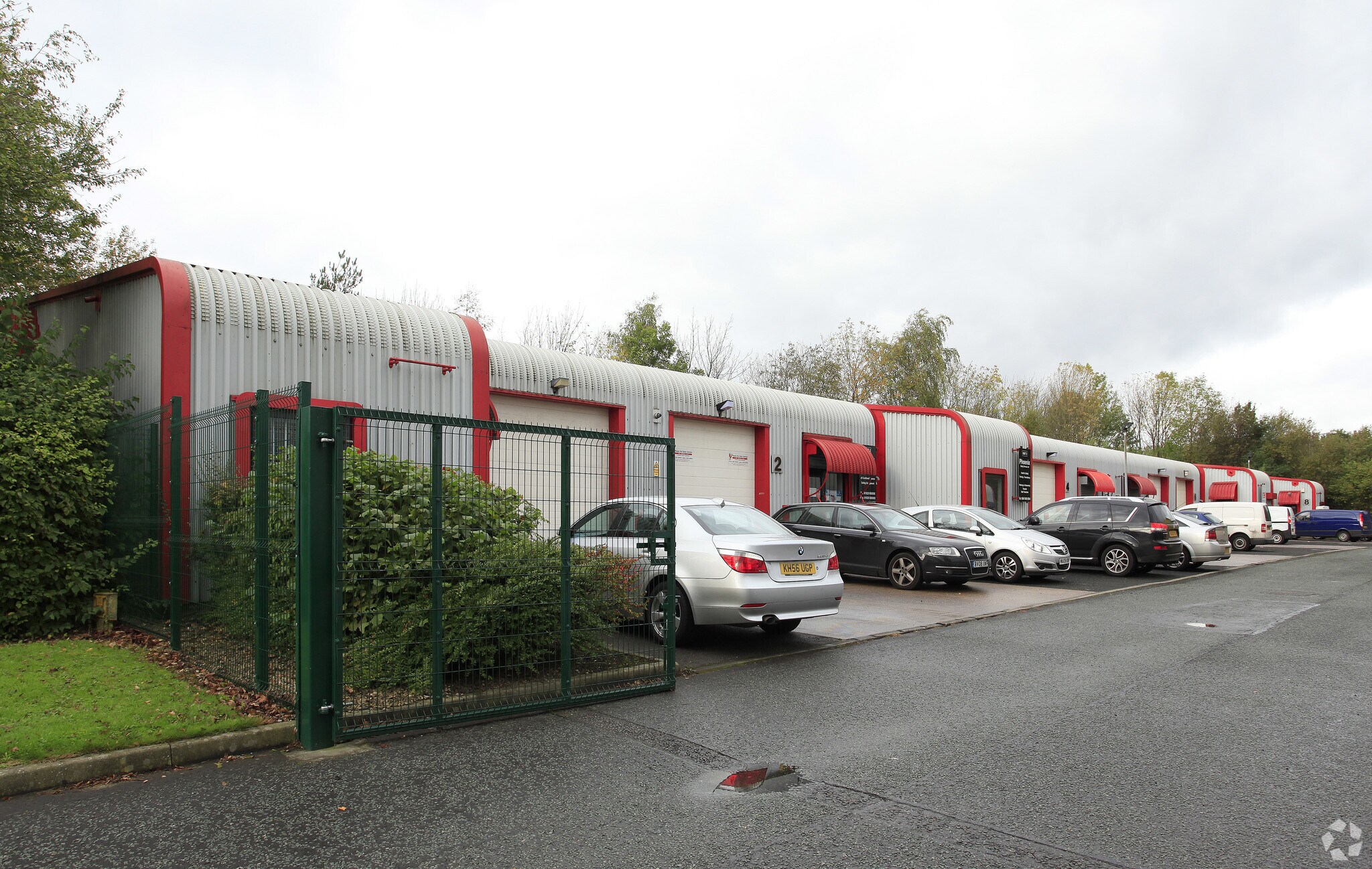 Leacroft Rd, Warrington à louer Photo principale- Image 1 de 3