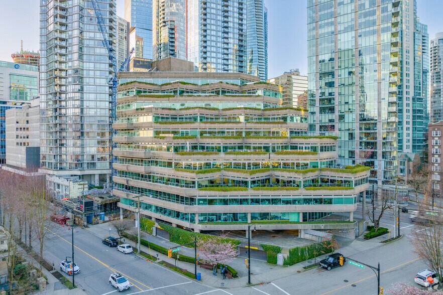 1285 W Pender St, Vancouver, BC à louer - Photo du bâtiment - Image 3 de 5