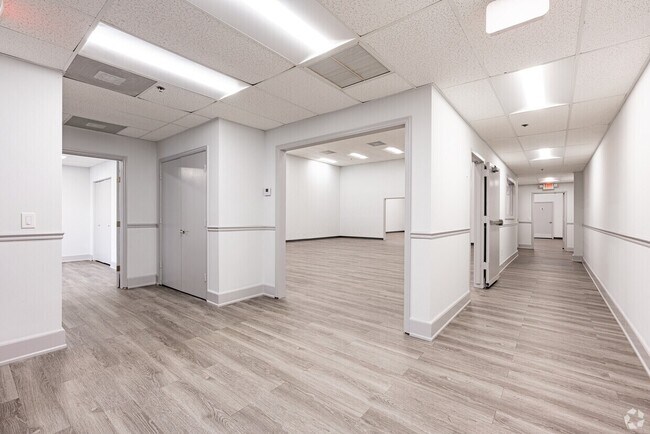 More details for 11260 Fortune Cir, Wellington, FL - Office for Lease