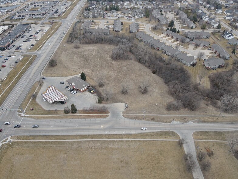 University Ave & Boone Dr, Waukee, IA à vendre - Photo du bâtiment - Image 3 de 7