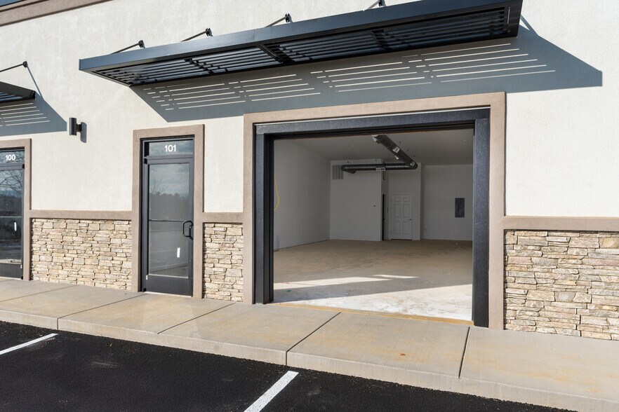 260 Sheppard Court, Waynesboro, VA à louer - Photo du bâtiment - Image 3 de 19