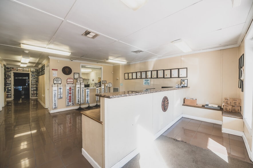 3223 25th St, Metairie, LA à vendre - Photo intérieure - Image 3 de 32