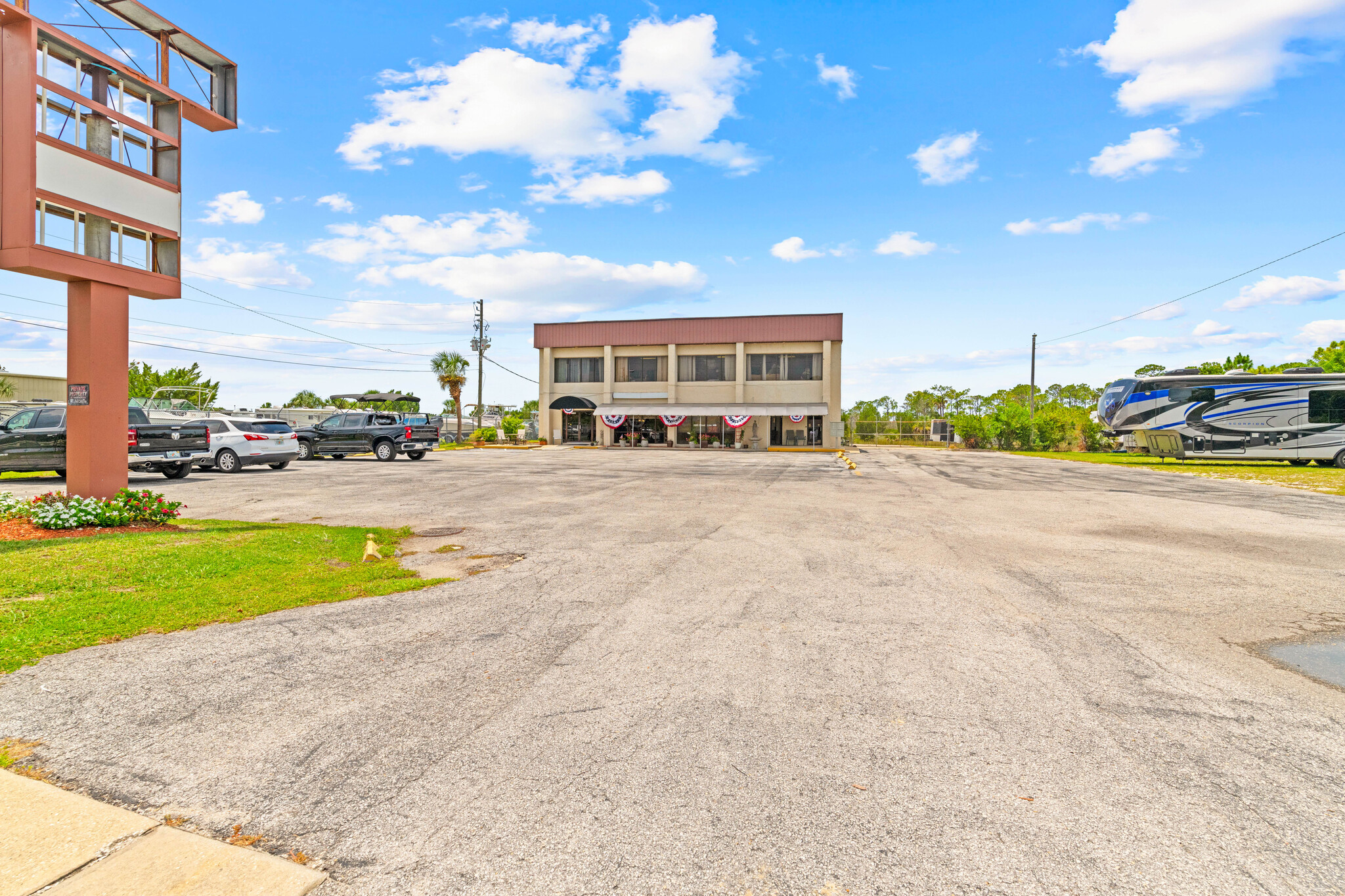 4001 Shoal Line Blvd, Hernando Beach, FL for sale Building Photo- Image 1 of 156