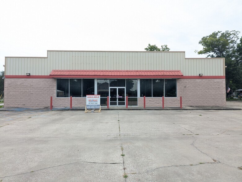 411 E Main St, Daisetta, TX à vendre - Photo du bâtiment - Image 2 de 22