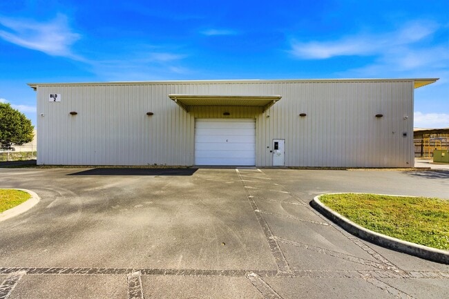 More details for 3660 Arnold Ave, Naples, FL - Industrial for Lease