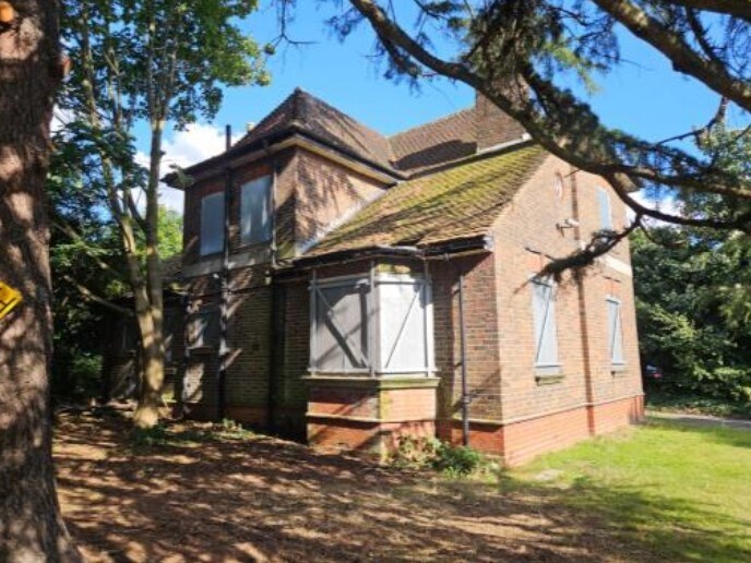 Thornton Rd, Thornton Heath à vendre - Photo du bâtiment - Image 1 de 4