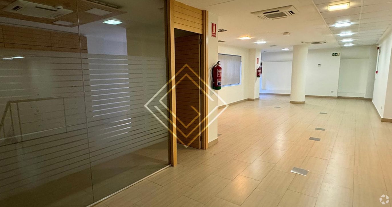 Office/Retail in Madrid, Madrid for lease Interior Photo- Image 1 of 4