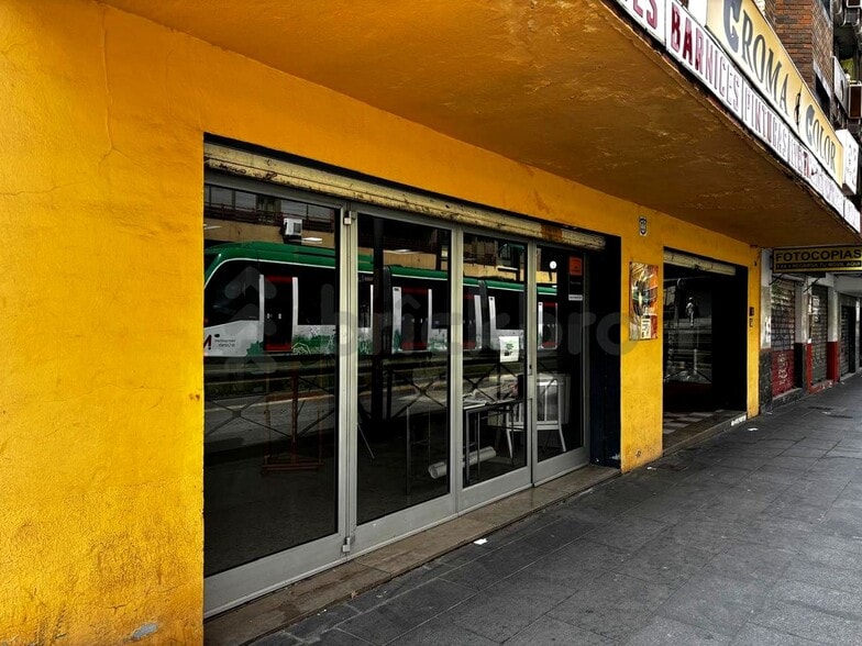 Multifamily in Granada, Granada for sale - Building Photo - Image 2 of 3