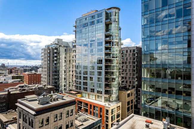 More details for 640-644 St Notre-Dame O, Montréal, QC - Multifamily for Sale