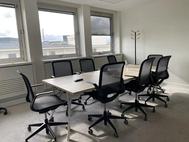 Bureau dans Paris à vendre - Photo du bâtiment - Image 3 de 7