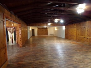 616 E Main St, Barstow, CA for lease Interior Photo- Image 1 of 4