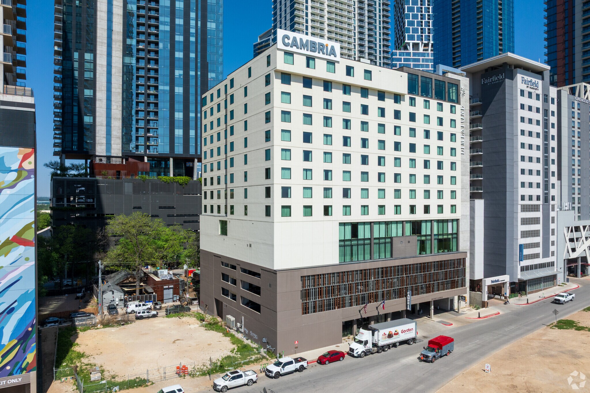 68 East Ave, Austin, TX à louer Photo principale- Image 1 de 7