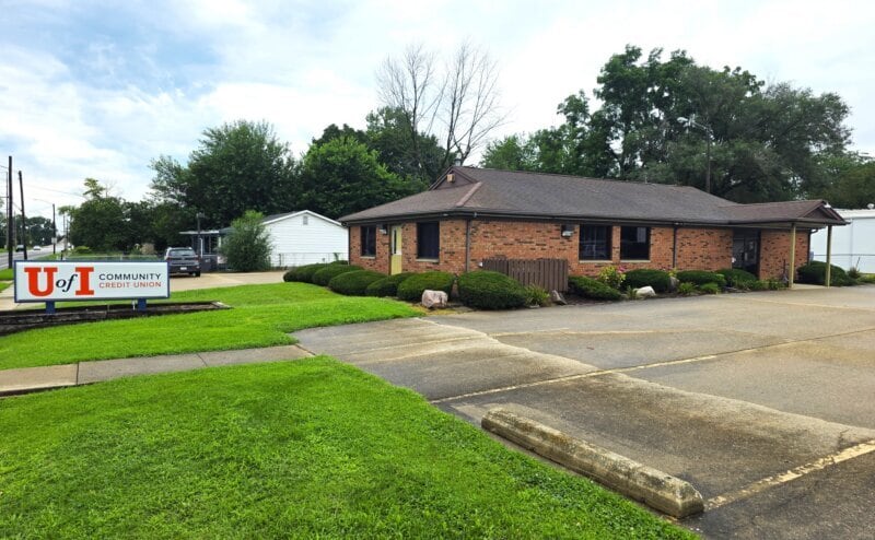 1019 E Fairchild St, Danville, IL for sale - Primary Photo - Image 1 of 2