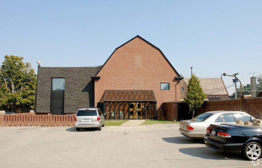 695 Delaware Ave, Buffalo, NY à louer - Photo du bâtiment - Image 2 de 4