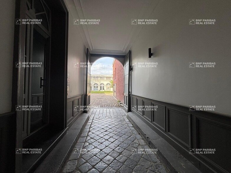 129 Rue Royale, Lille à louer - Hall d’entrée - Image 3 de 10
