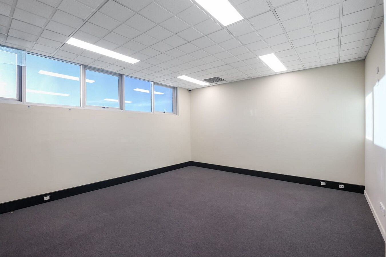 1 Talavera Rd, Macquarie Park, NSW 2113 - Unit 3 - - Interior Photo - Image 2 of 3