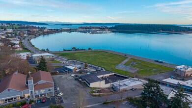 930 SE Pioneer Way, Oak Harbor, WA - Aerial map view