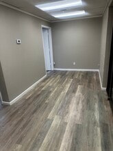 2863 Old Missouri Rd, Fayetteville, AR for lease Interior Photo- Image 2 of 5