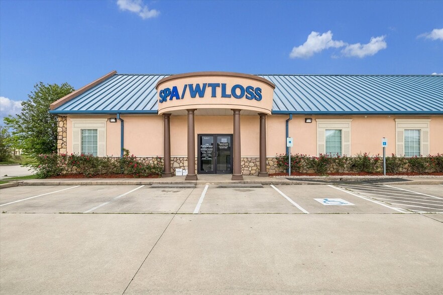 5119 Fairmont Pky, Pasadena, TX for lease - Primary Photo - Image 2 of 17