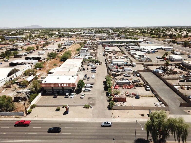 335 E Baseline Rd, Gilbert, AZ à louer - Photo du bâtiment - Image 2 de 4
