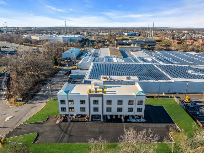 374 Green St, Woodbridge, NJ à louer Photo du bâtiment- Image 1 de 94