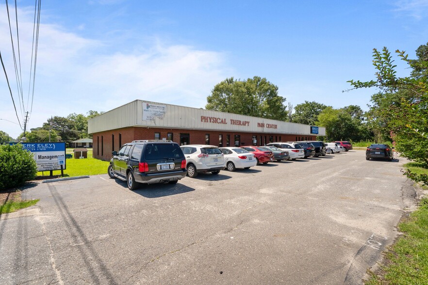 2902 Central Heights Rd, Goldsboro, NC for sale - Primary Photo - Image 1 of 40