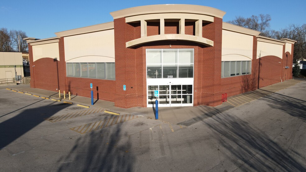 3151 SE 14th St, Des Moines, IA for lease - Building Photo - Image 3 of 10