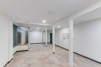 2023-2043 S Santa Fe Ave, Los Angeles, CA for lease Interior Photo- Image 2 of 13