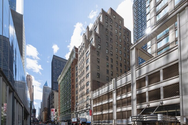 Plus de détails pour 254 W 54th St, New York, NY - Bureau à louer