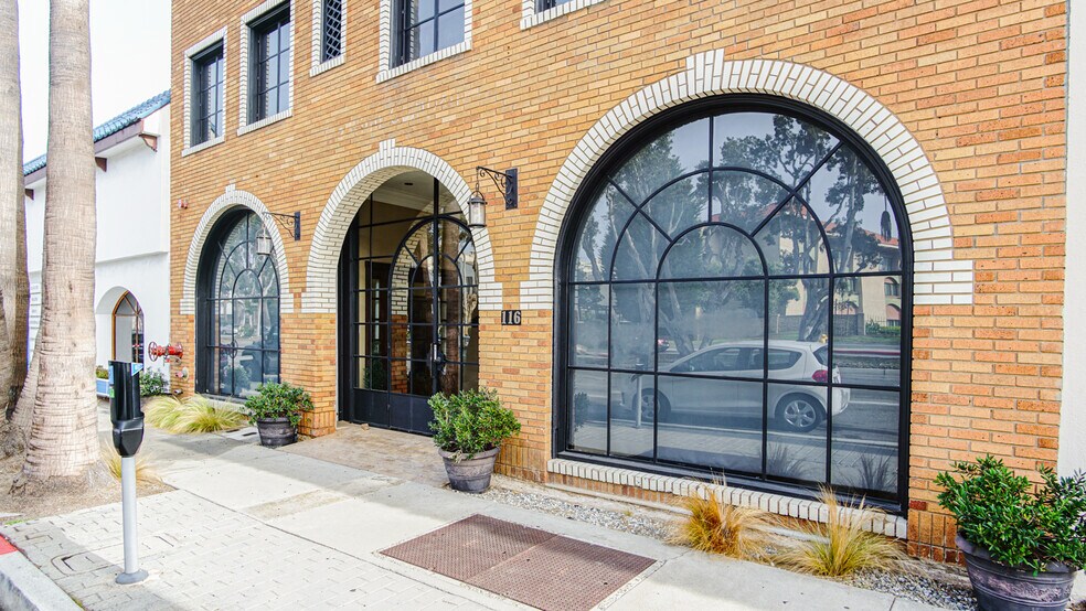 116 S Catalina Ave, Redondo Beach, CA for lease - Building Photo - Image 2 of 14