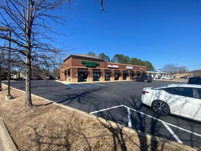 37 Buck Creek Plz, Alabaster, AL for lease Interior Photo- Image 2 of 11