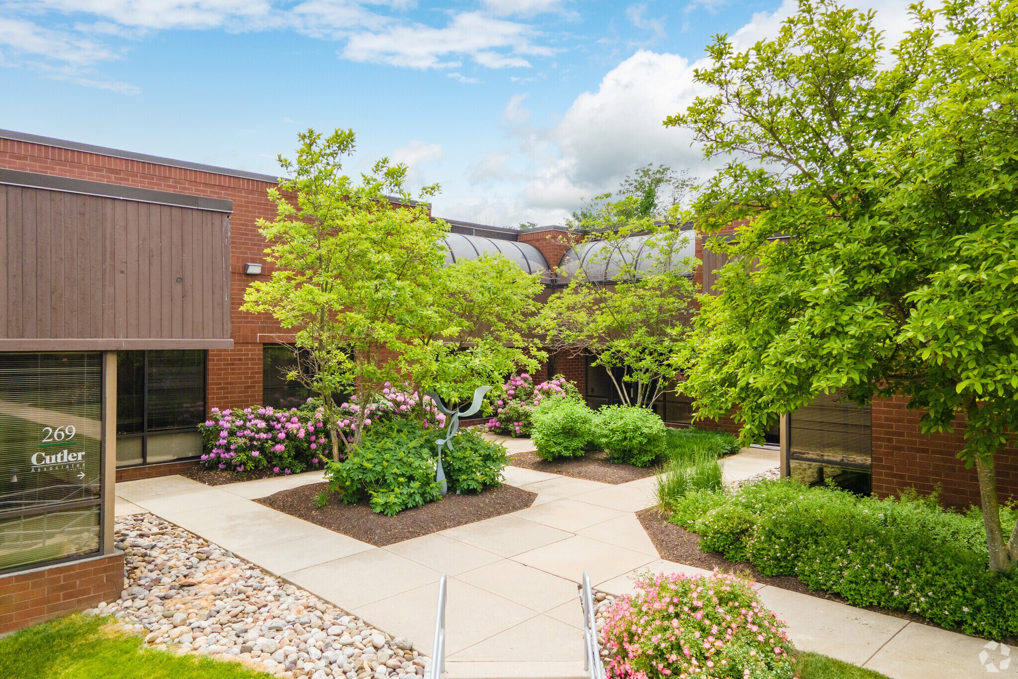 257-275 Great Valley Pky, Malvern, PA for lease Building Photo- Image 1 of 14