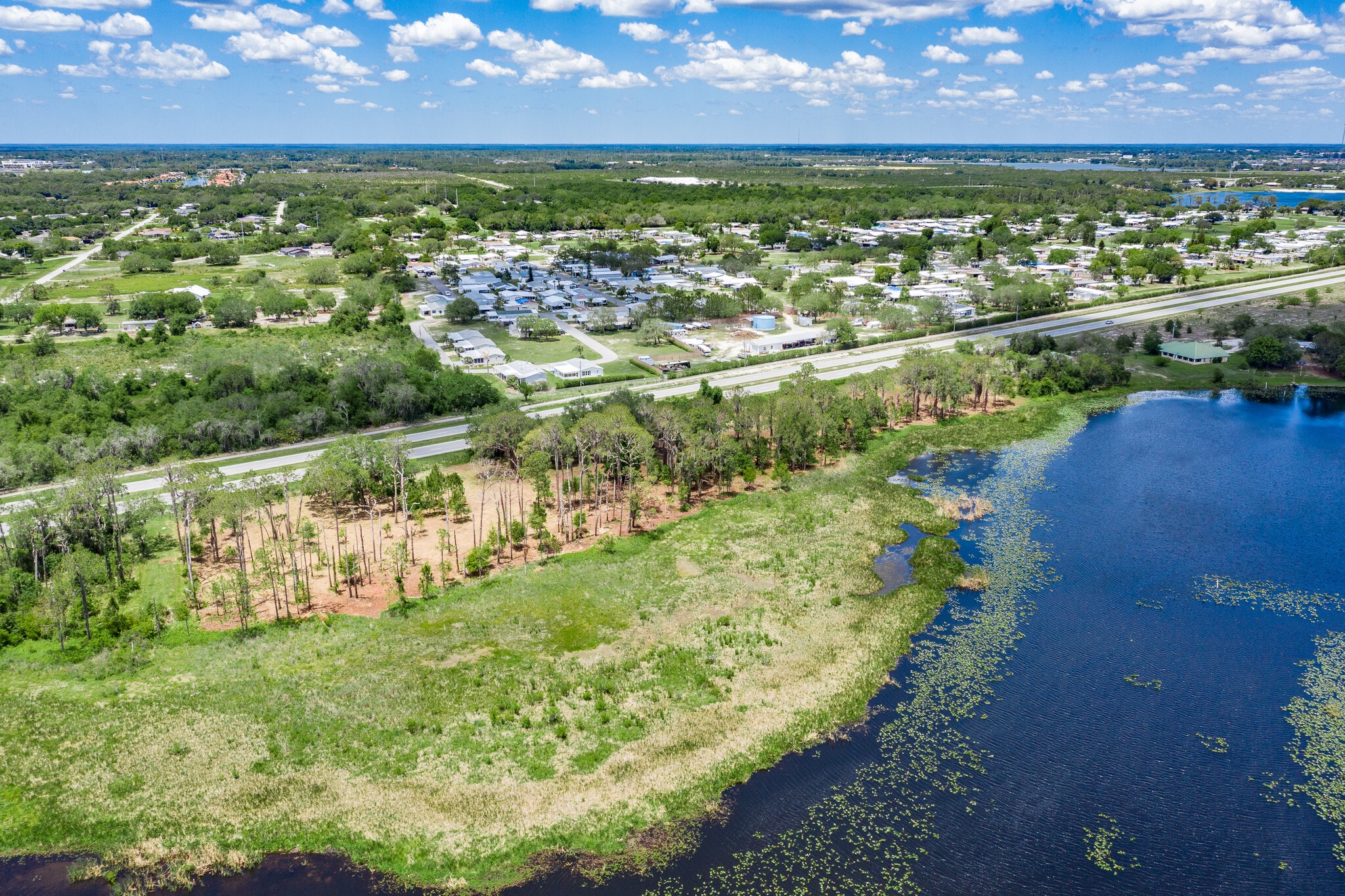 2916 Holiday Beach Dr, Avon Park, FL for sale Primary Photo- Image 1 of 14