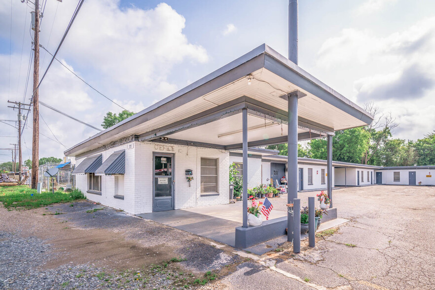 335 S Shelby St, Carthage, TX for sale - Primary Photo - Image 1 of 15