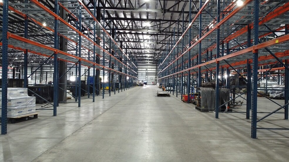 1900 NW 21st Ave, Fort Lauderdale, FL for lease - Building Photo - Image 2 of 7