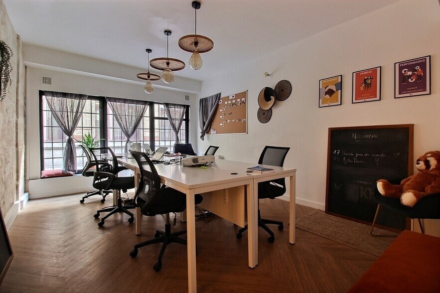 7 Rue Des Orfèvres, Paris for lease - Building Photo - Image 1 of 7
