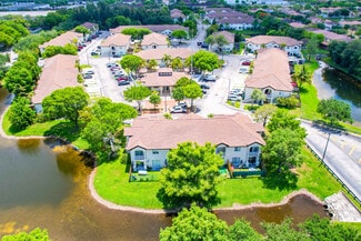 More details for 8852 NW 111 Ct, Miami, FL - Multifamily for Sale