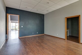 5411 Basswood Blvd, Fort Worth, TX à louer Photo intérieure- Image 2 de 3
