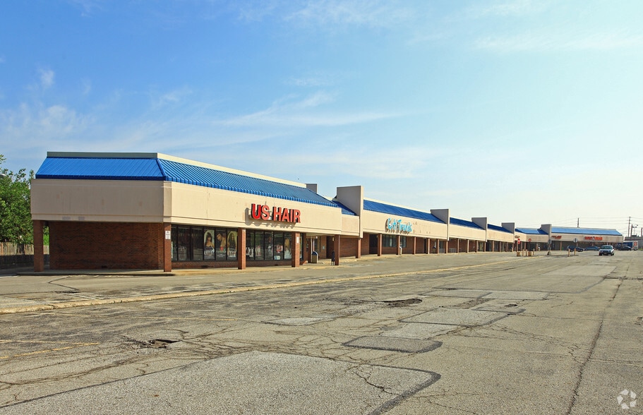 25801-25991 Euclid Ave, Euclid, OH for lease - Primary Photo - Image 1 of 4