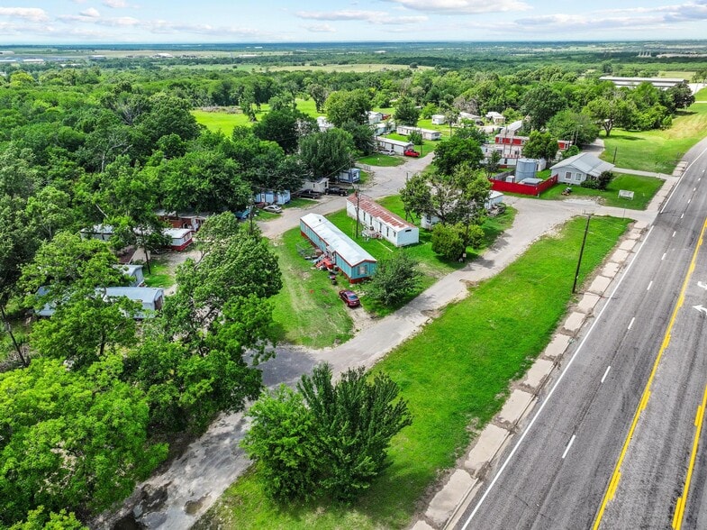 6311 N FM 1417, Denison, TX à vendre - Photo du bâtiment - Image 3 de 20