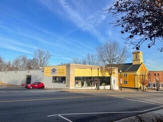 Plus de détails pour 380 Main St, Southbridge, MA - Commerce de détail à louer