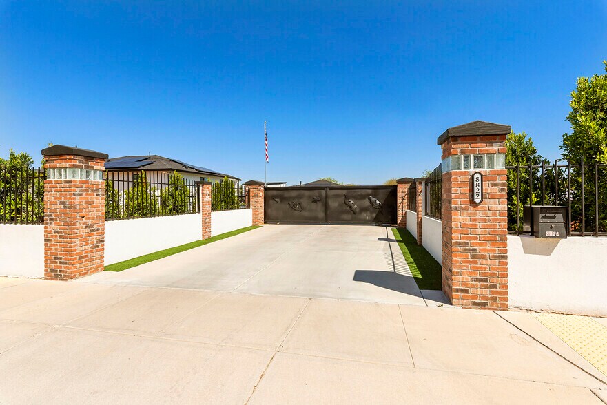 8822 W Deer Valley Rd, Peoria, AZ à vendre - Photo du bâtiment - Image 3 de 22