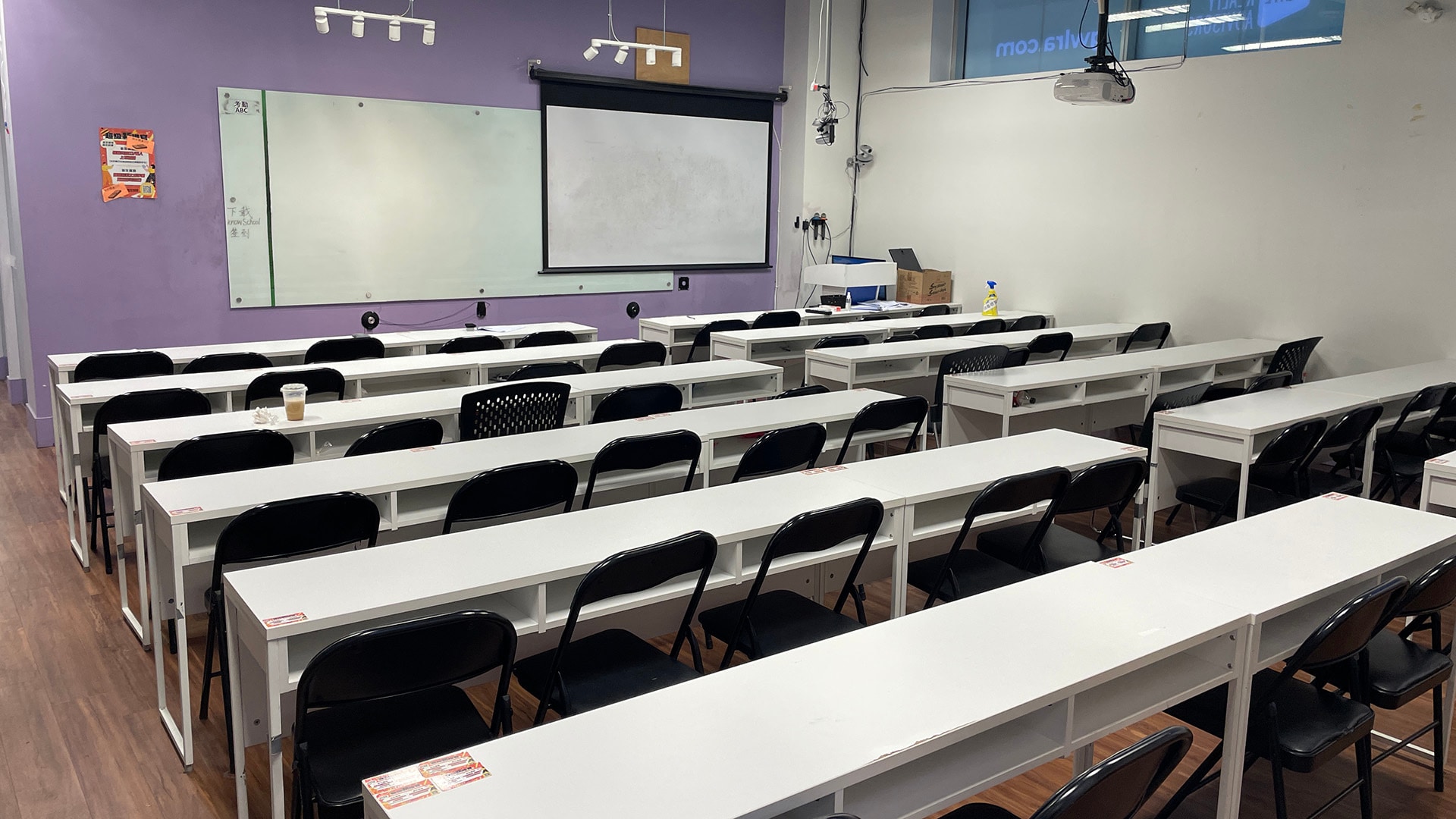 3433 North Rd, Burnaby, BC for lease Interior Photo- Image 1 of 6